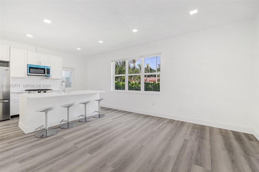 More Photos Of 340 NE 125th St, North Miami Office Residential For Sale