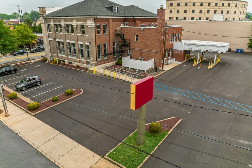 More Photos Of 210 W Main St, Lansdale Bank For Lease