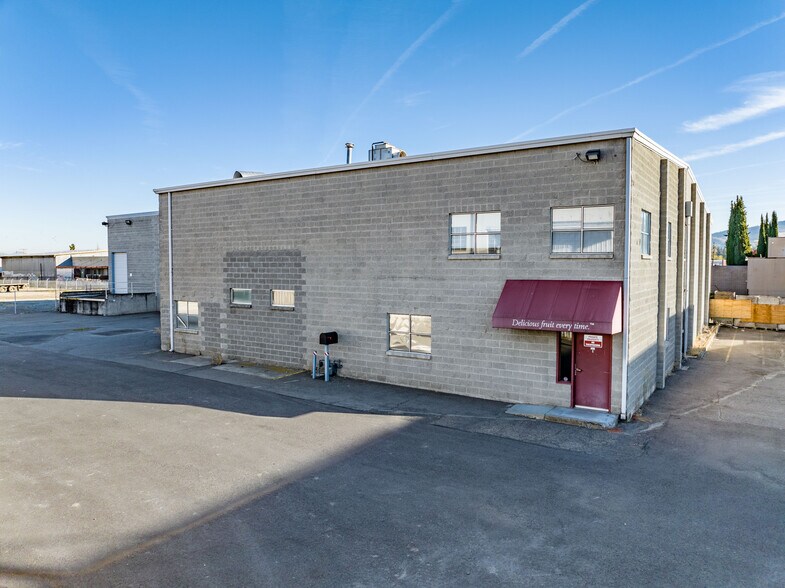 More Photos Of 619 S Fir St, Medford Refrigeration Cold Storage For Sale