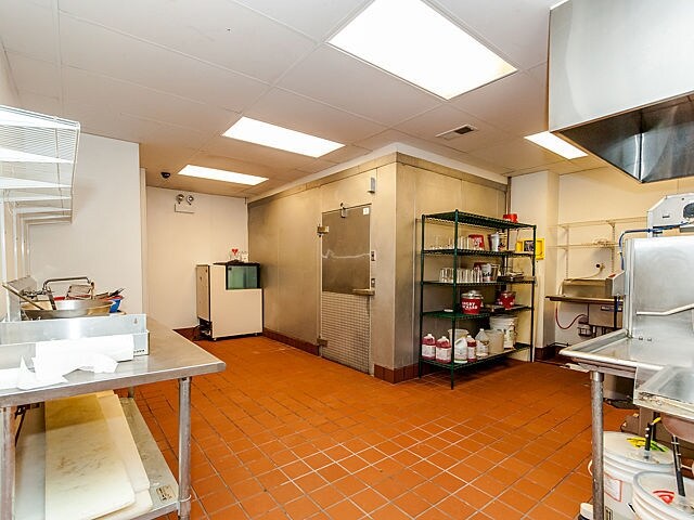 More Photos Of 4651 N Greenview Ave, Chicago Apartments For Lease