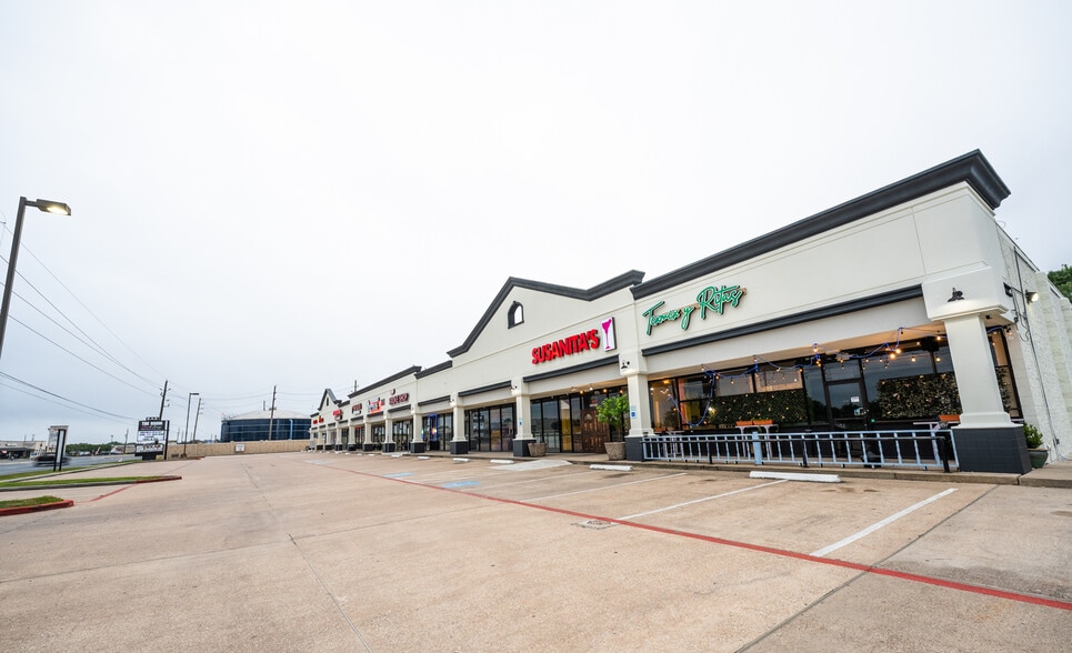 More Photos Of 4915 Fm 2920 Rd, Spring Unknown For Lease