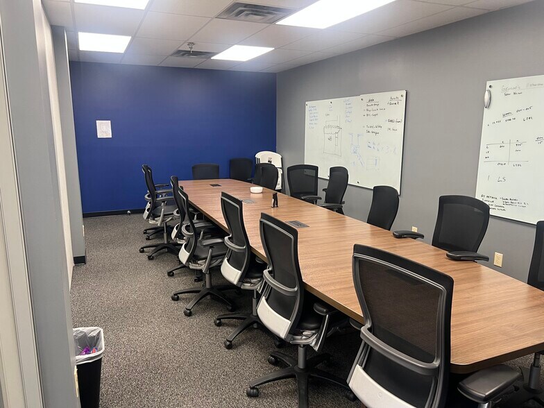 More Photos Of 8804 Bash St, Indianapolis Warehouse For Lease