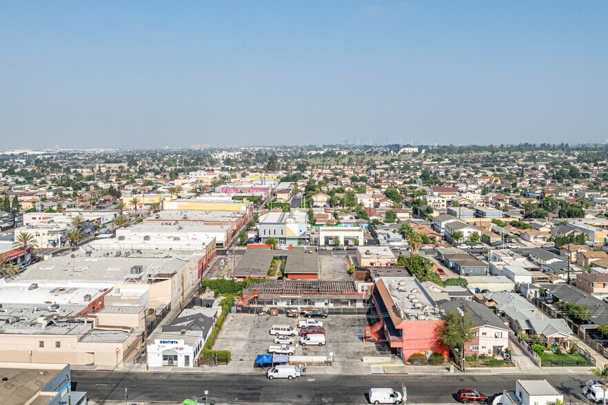 More Photos Of 753-759 S Fetterly Ave, Los Angeles Storefront Retail Office For Sale