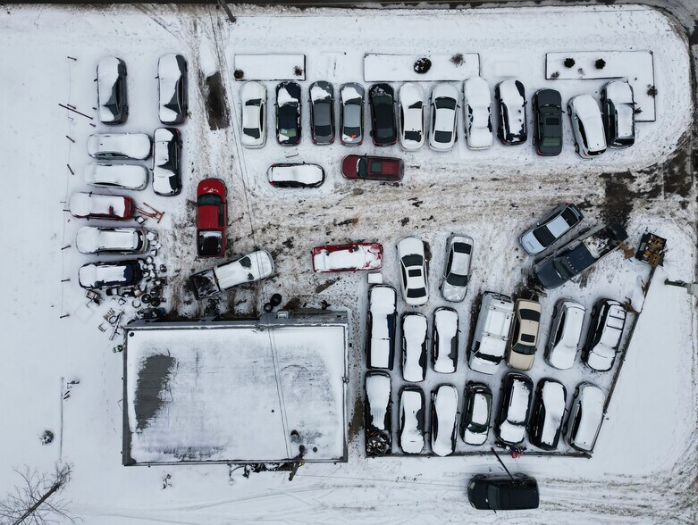 More Photos Of 4700 W 130th St, Cleveland Storefront For Sale