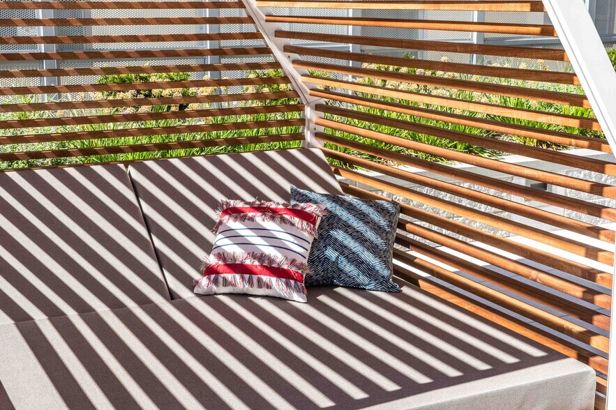 More Photos Of 190 Pleasant St, Malden Apartments For Lease