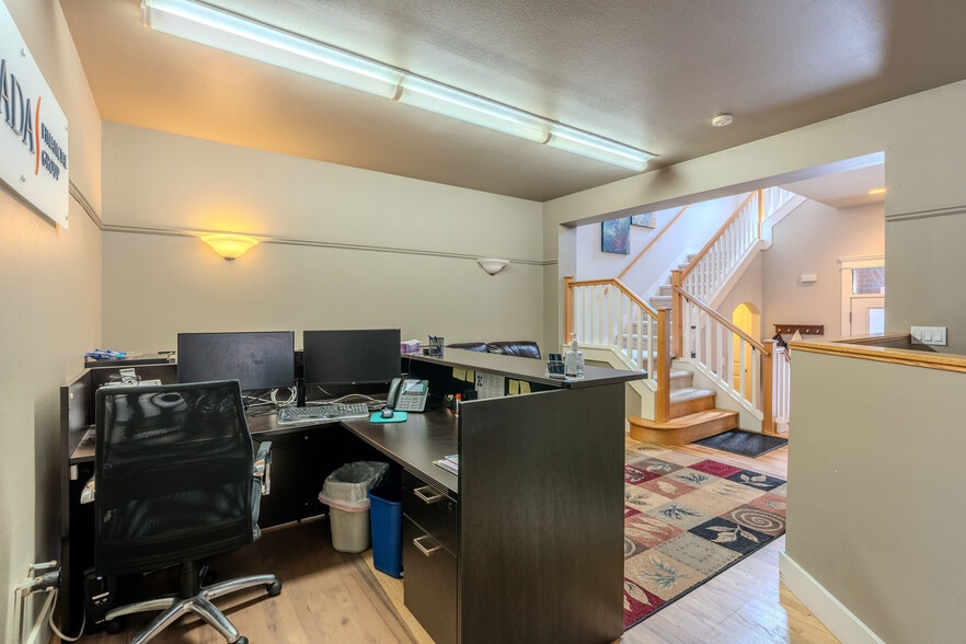 More Photos Of 1510 NE Fairview Village St, Fairview Office Residential For Lease