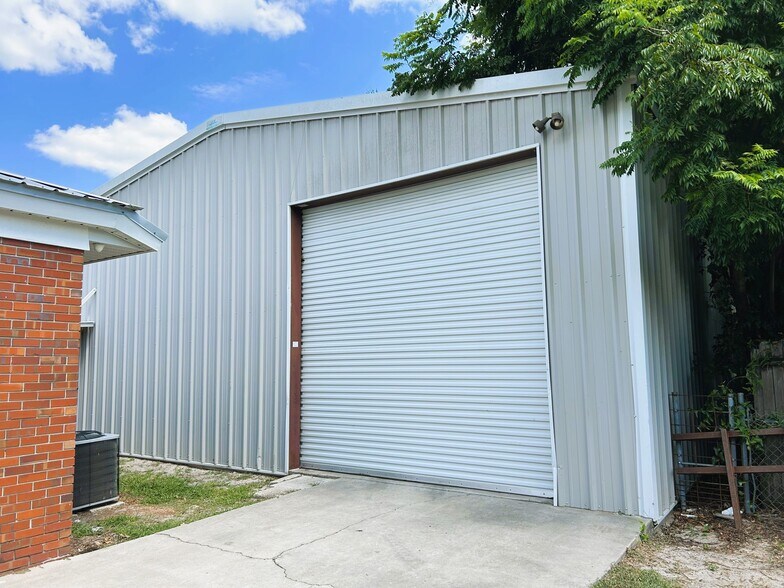 More Photos Of 439 SE Country Club Rd, Lake City Office Residential For Sale