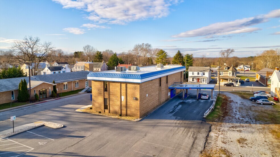 More Photos Of 207 N Main St, Boonsboro Office For Sale