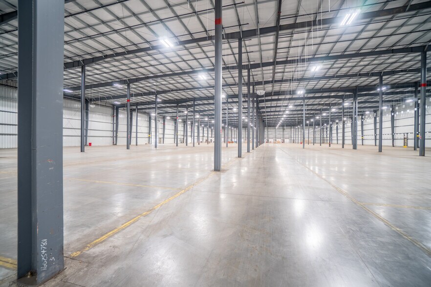 More Photos Of 1000 Taylor Ave, Park Hills Distribution For Lease