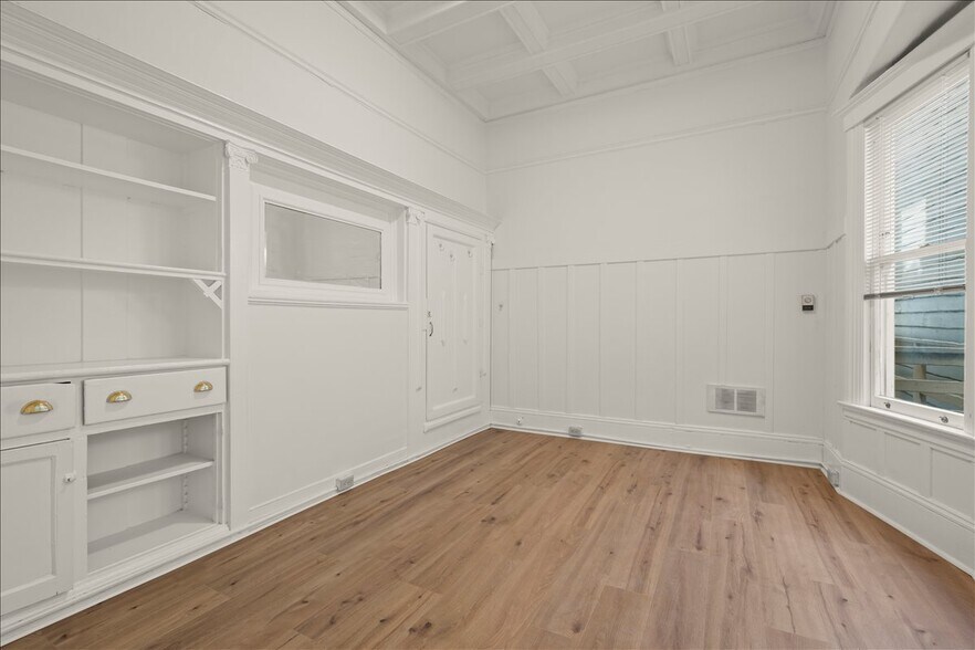 More Photos Of 674-678 Haight St, San Francisco Apartments For Sale