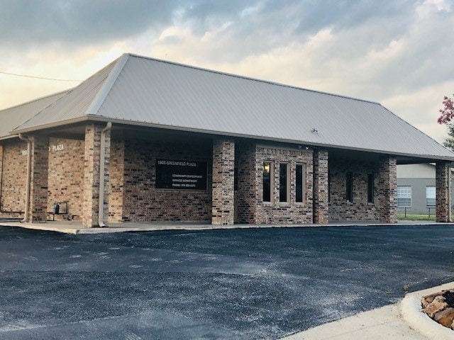More Photos Of 1803 Greenfield Plz, Bryan Office For Lease