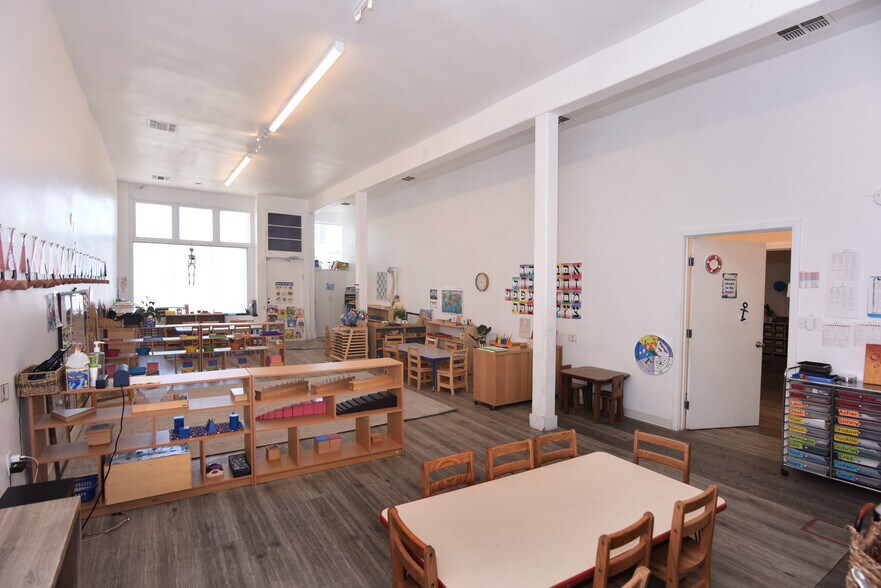 More Photos Of 1627 S La Cienega Blvd, Los Angeles Daycare Center For Sale