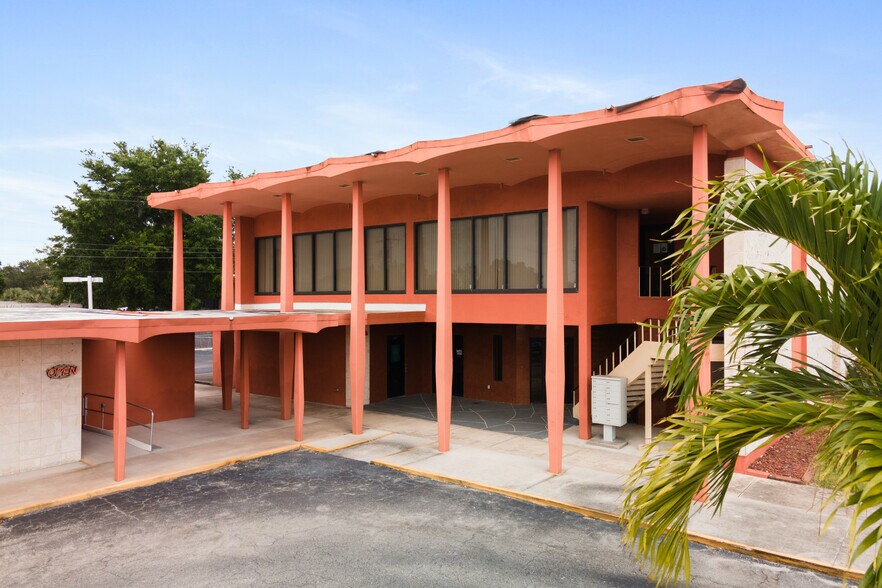 More Photos Of 3524 Tamiami Trl, Port Charlotte Medical For Lease