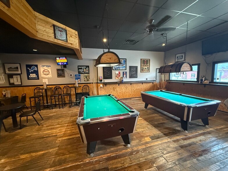 More Photos Of 11935 E Lennon Rd, Lennon Restaurant For Sale