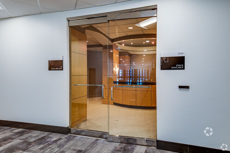 More Photos Of 1300 NE Godward St, Minneapolis Office For Lease