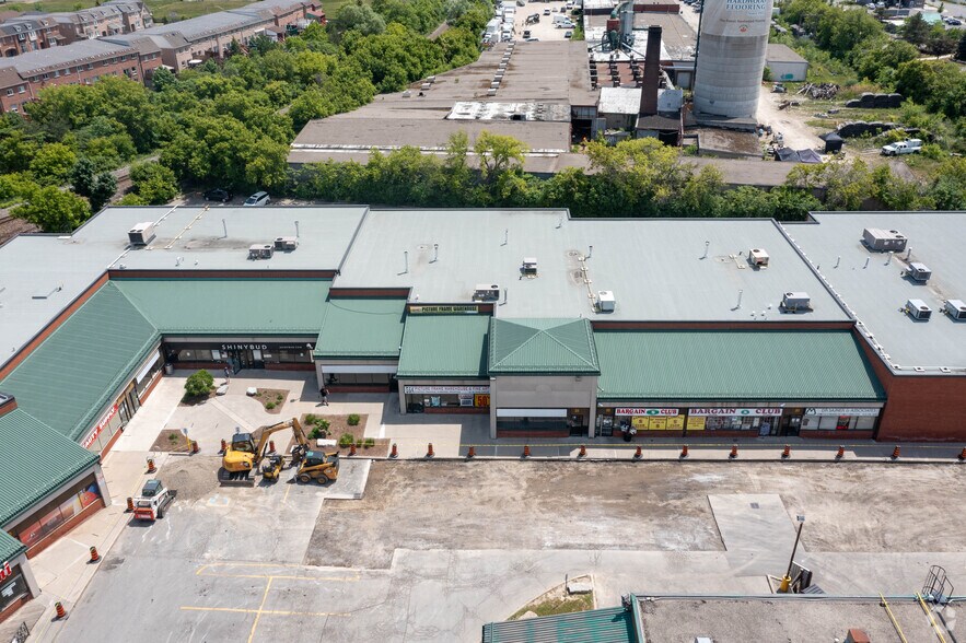 More Photos Of 2625 Weston Rd, Toronto Unknown For Lease