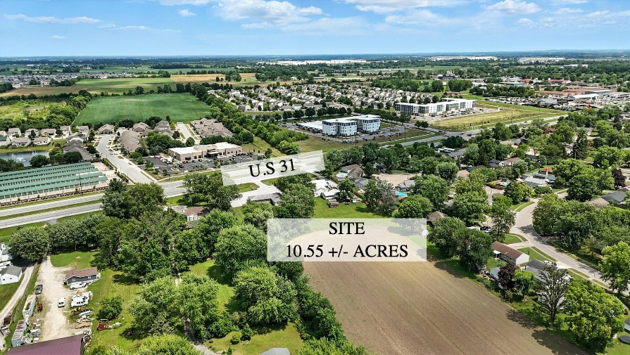 More Photos Of 6540 N Us-31, Whiteland Veterinarian Kennel For Sale