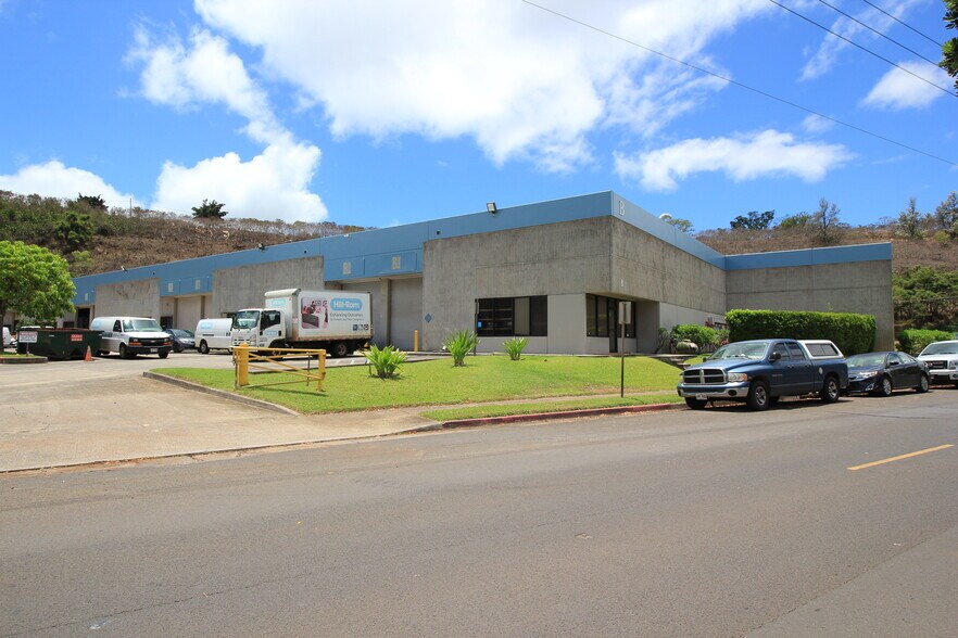 More Photos Of 96-1173 Waihona St, Pearl City Warehouse For Lease