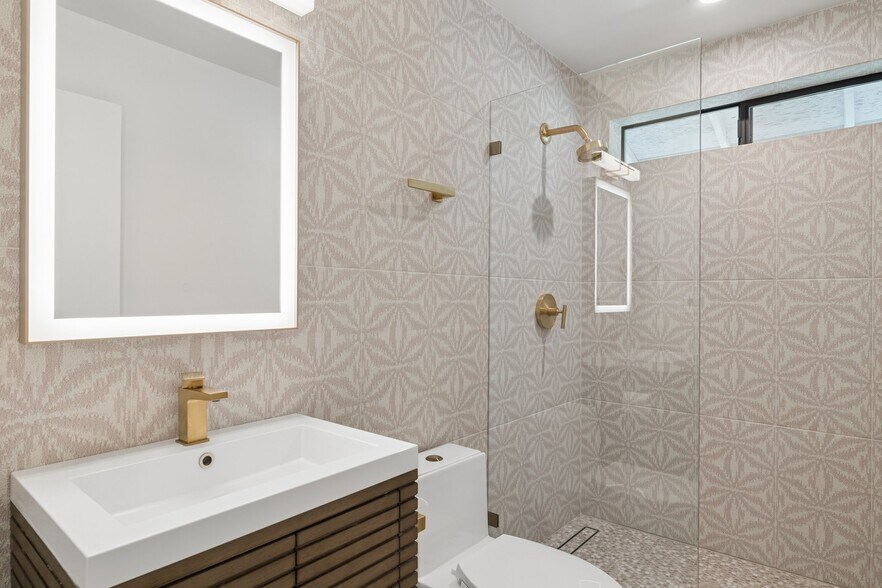 More Photos Of 5801 E Surrey Dr, Cave Creek Apartments For Sale