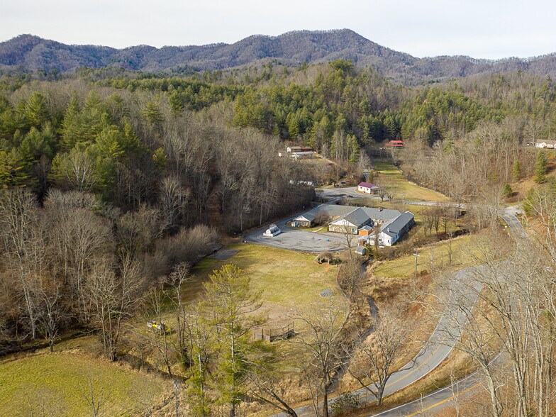 1175 Clearmont School Rd, Burnsville, NC 28714 Schools For Sale