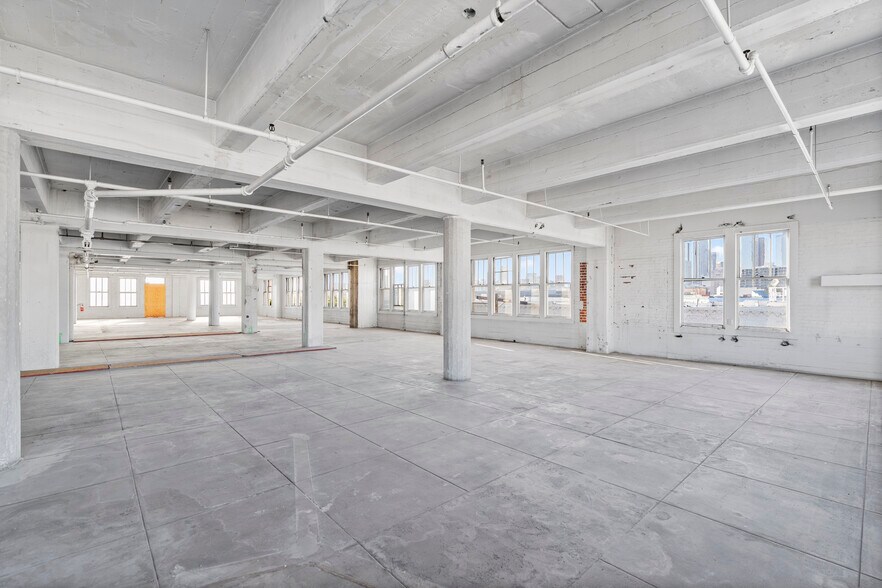 More Photos Of 800-810 Traction Ave, Los Angeles Office For Sale