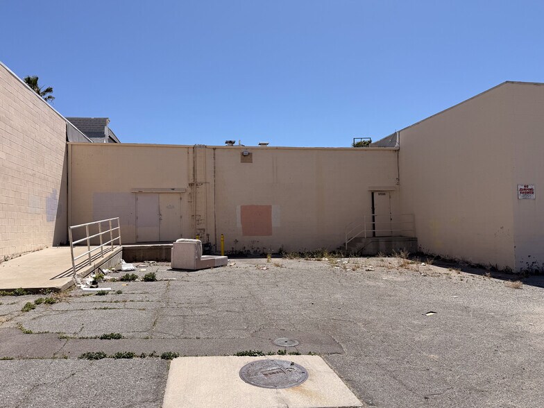More Photos Of 57220-57274 29 Palms Hwy, Yucca Valley Unknown For Lease