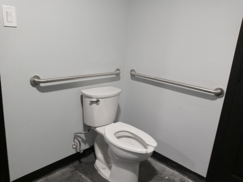 More Photos Of 39-49 Tucker St, Trenton Food Processing For Lease