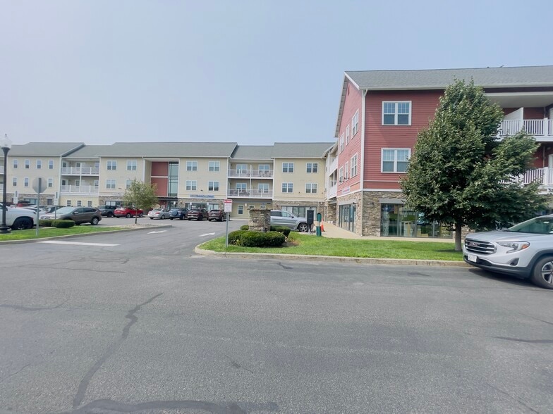 More Photos Of 9 Hampstead Pl, Saratoga Springs Apartments For Lease