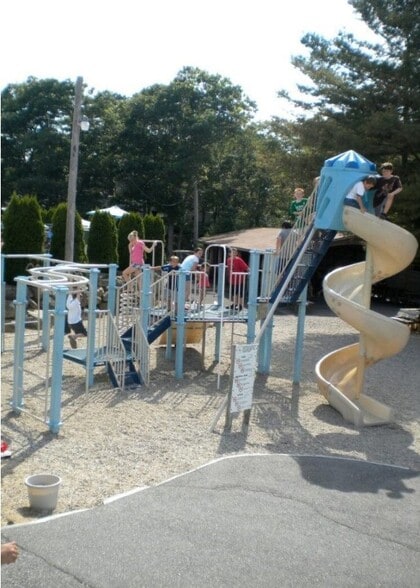 More Photos Of 260 MacArthur B 260-270 MacArthur Blvd, Bourne Specialty For Sale