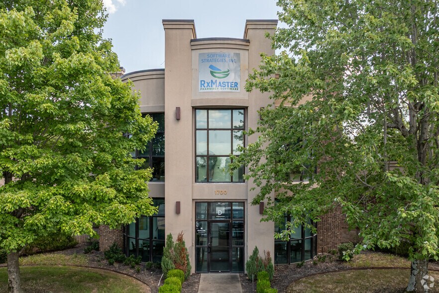 More Photos Of 1700 Industrial Drive, Rogers Office For Lease