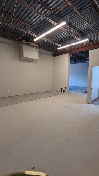 More Photos Of 7055 Lexington Dr, Colorado Springs General Retail For Lease