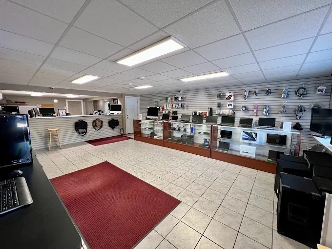 More Photos Of 8508 Lansdowne Ave, Upper Darby Township Freestanding For Sale