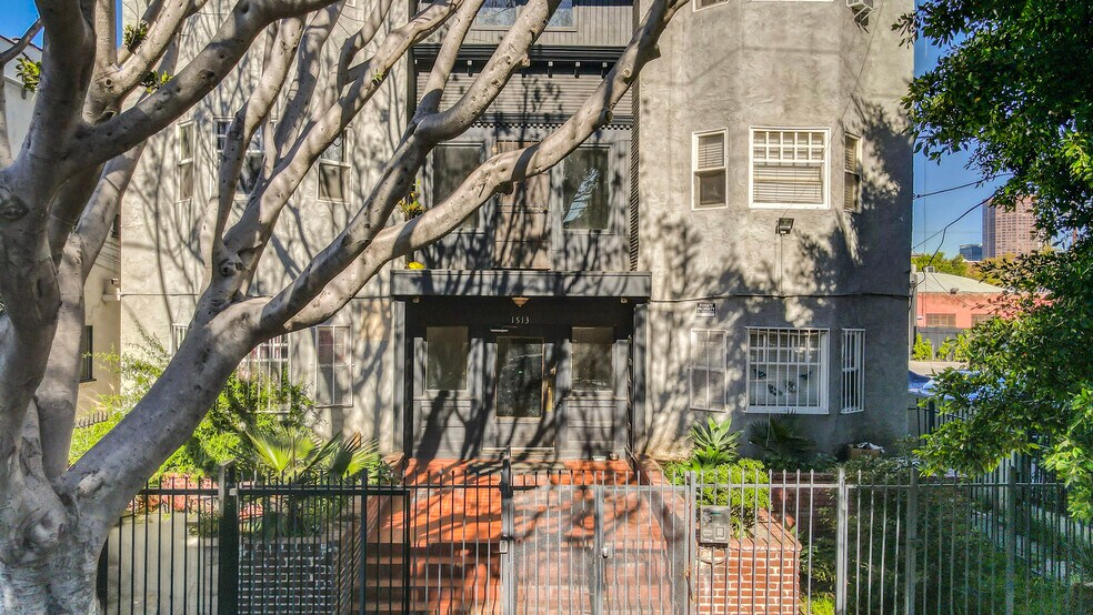 More Photos Of 1513 W 12th Pl, Los Angeles Apartments For Sale