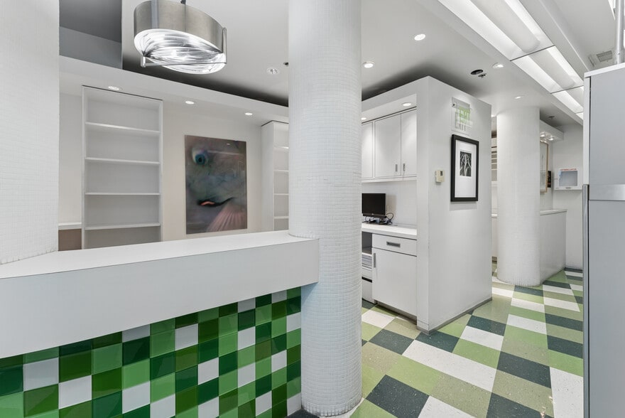 More Photos Of 845 Spring St NW, Atlanta Apartments For Sale