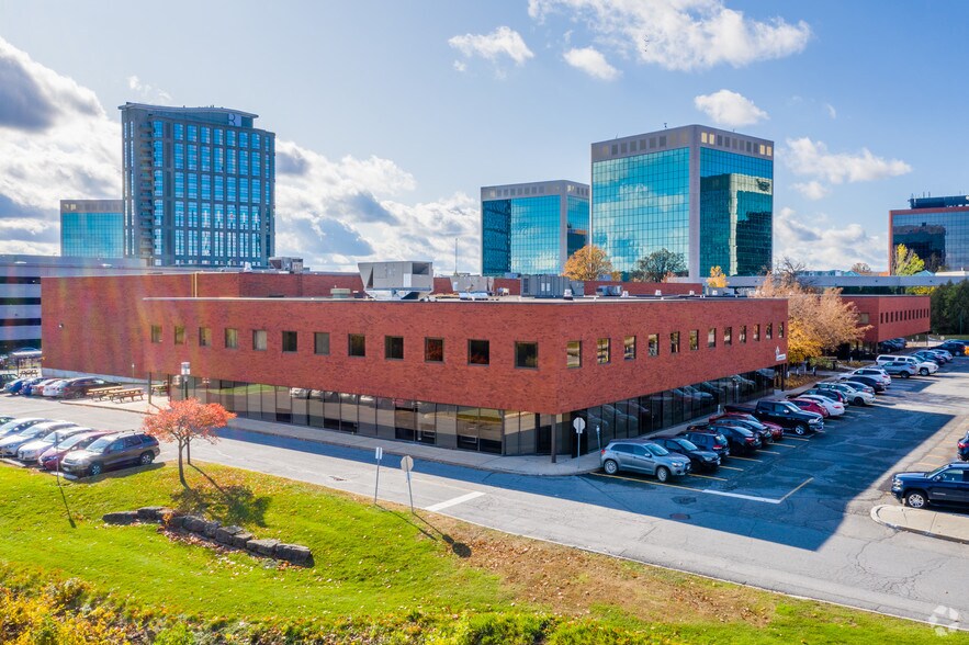 More Photos Of 359 Terry Fox Dr, Ottawa Warehouse For Lease