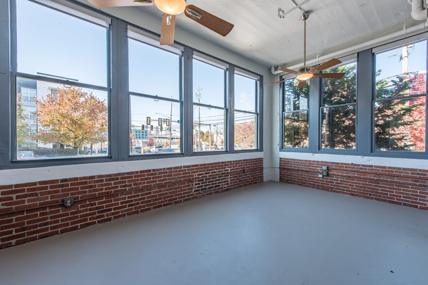 Primary Photo Of 881 Memorial Dr, Atlanta Loft Creative Space For Lease