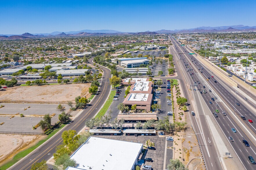 More Photos Of 15600-15650 N Black Canyon Hwy, Phoenix Office For Lease