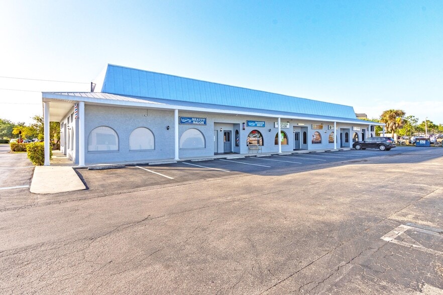 Primary Photo Of 1315 Homestead Rd N, Lehigh Acres Storefront Retail Office For Lease