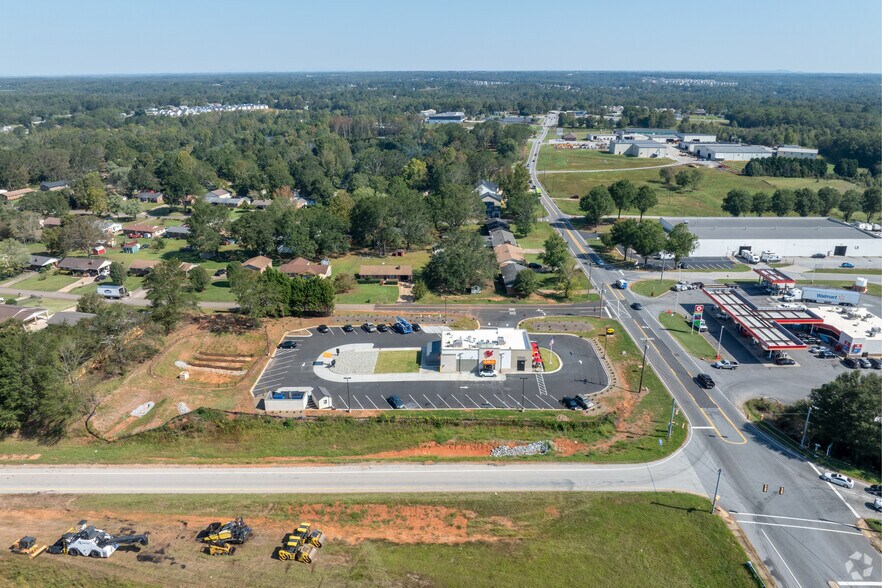 More Photos Of 326 John Dodd Rd, Spartanburg Fast Food For Sale