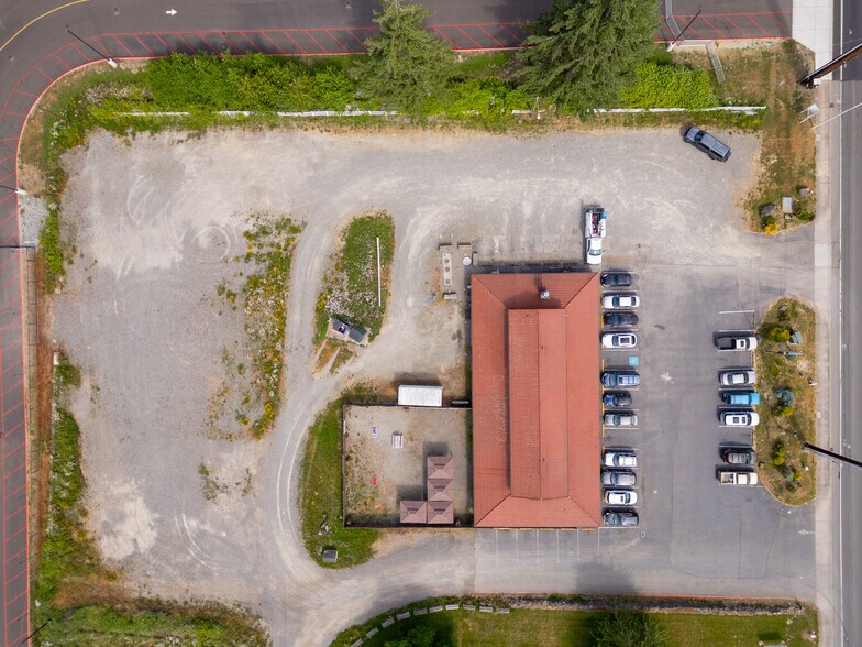 More Photos Of 6805 176th St E, Puyallup Restaurant For Sale