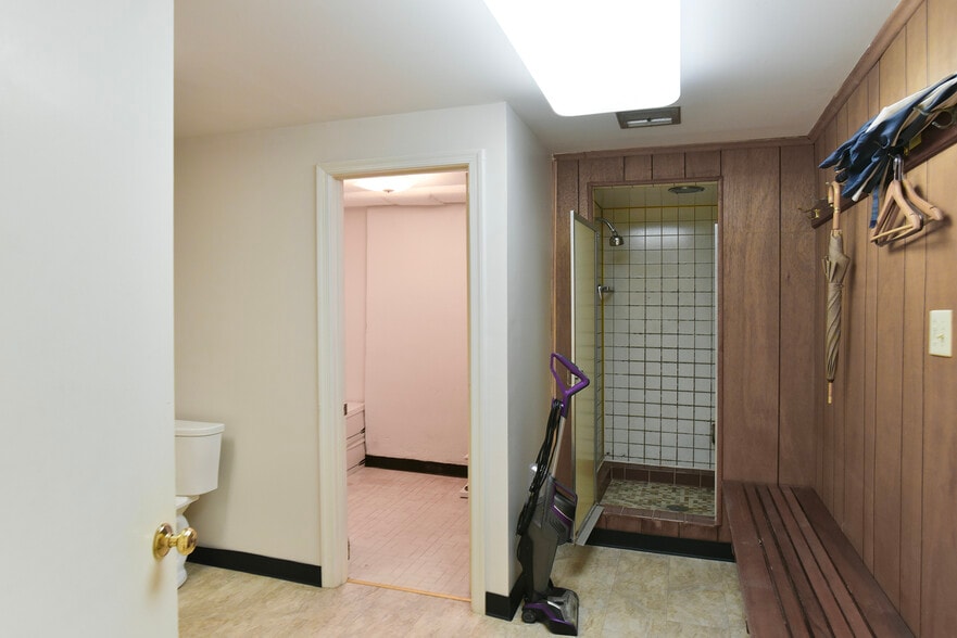 More Photos Of 29 W Franklin St, Hagerstown Apartments For Sale