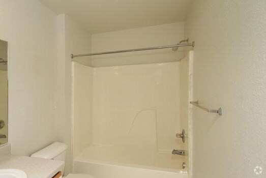 More Photos Of 6101-6103 Eagle Ridge Ln, Flint Apartments For Sale