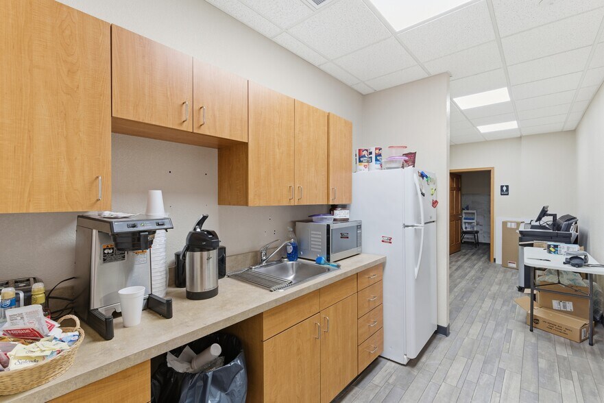 More Photos Of 218 Minnesota Ave NW, Bemidji Medical For Sale