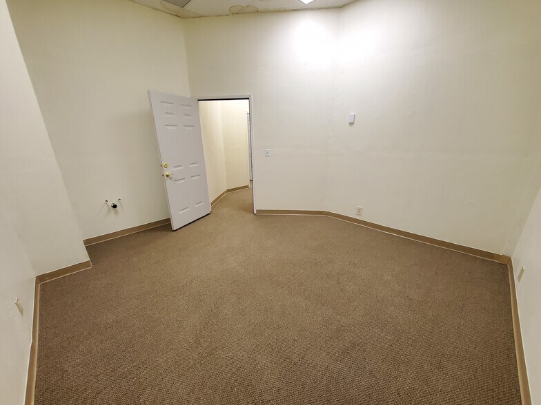 More Photos Of 408 SW Monroe Ave, Corvallis Apartments For Lease