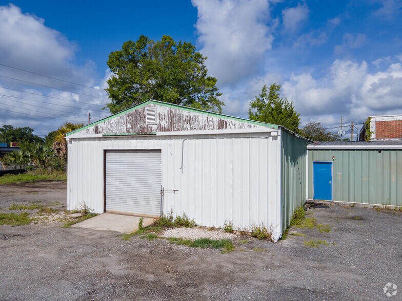 More Photos Of 435 Cassat Ave, Jacksonville Service For Lease