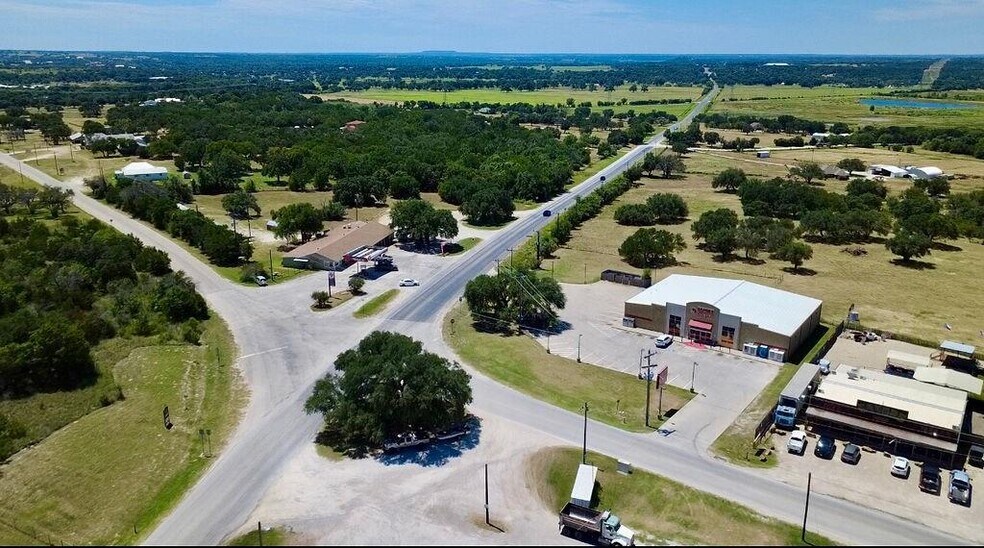 More Photos Of 5080-5090 Tin Top Rd, Weatherford Restaurant For Sale