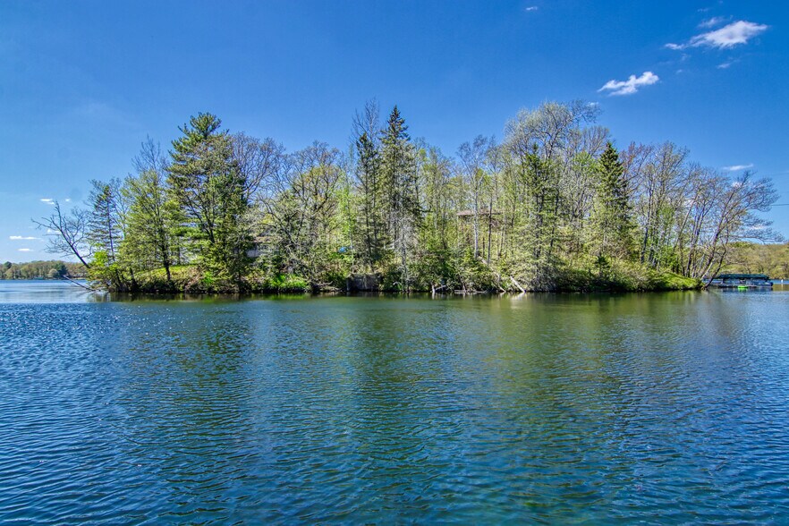 More Photos Of 1085 N County Highway F Unit 26, Birchwood Restaurant For Sale