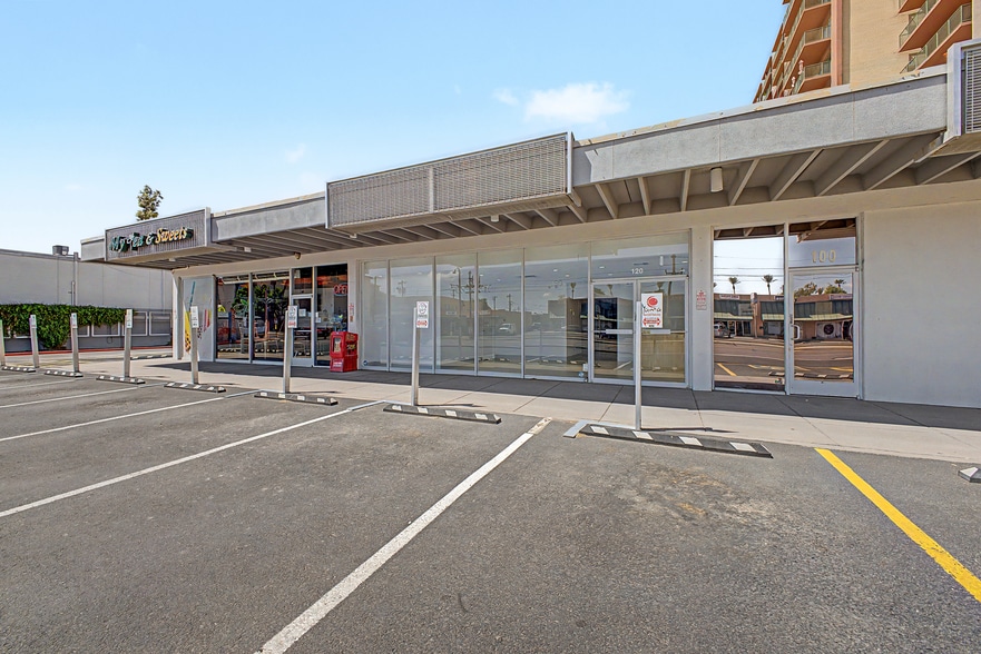 More Photos Of 4750 N Central Ave, Phoenix General Retail For Lease