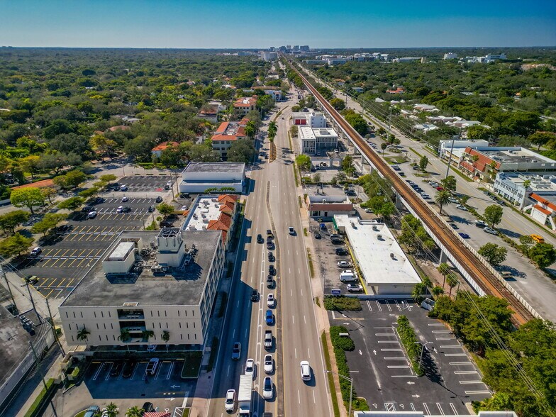More Photos Of 430 S Dixie Hwy, Miami Office For Lease
