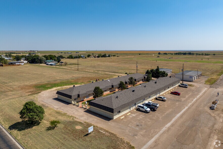 More Photos Of 1725 E 1st St, Dumas Multifamily For Sale